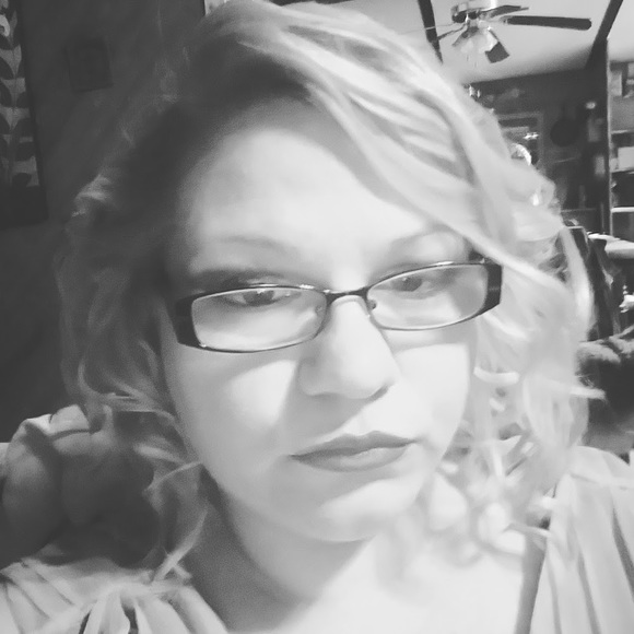 Meet your Posher, Tasha - Picture 1 of 1